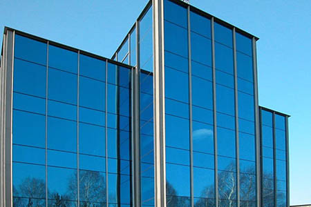 Заказать герметизацию витражей